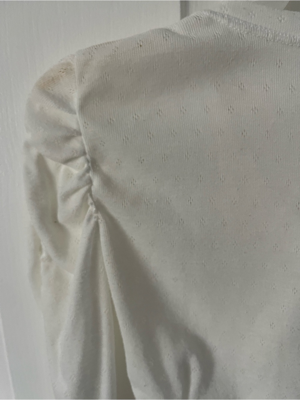 NWOT/Elegant White Women’s Sweater – Soft & Stylish, Size XS - Picture 8 of 13